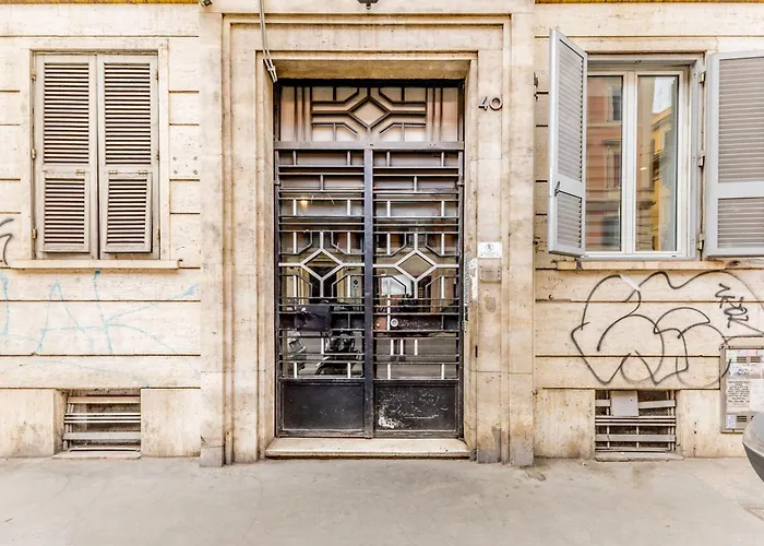 Umberto 2 Min To Termini & Metro Apartment Rom